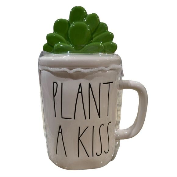 RAE DUNN "PLANT A KISS" MUG WITH TOPPER - Picture 1 of 5